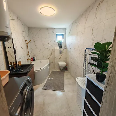 Dom Caloroczny Wlk-House