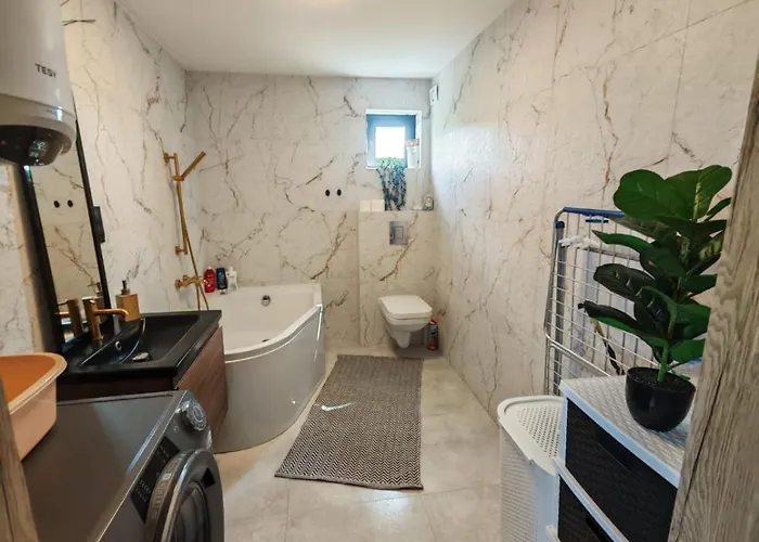 Dom Caloroczny Wlk-house